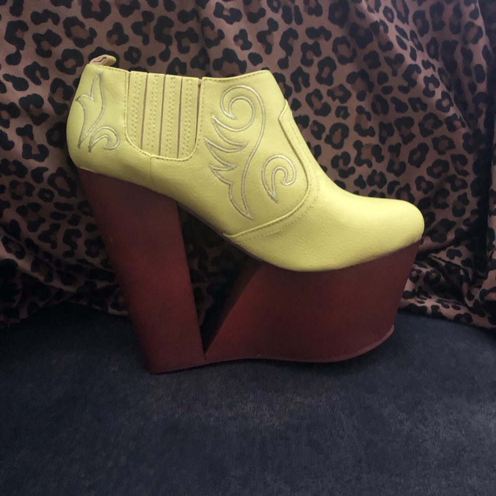 Privileged Neon Cut-out Booties